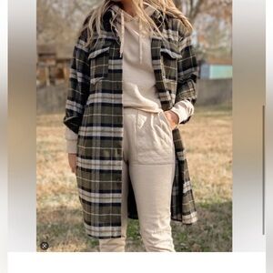 H&M Women’s Plaid Button-Up Flannel Shacket Size Large NWOT